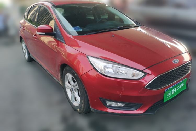 Used Ford Focus 2017 Hatchback 1.6L Automatic Comfort Plus SmartDrive Edition Front Right 45 Deg