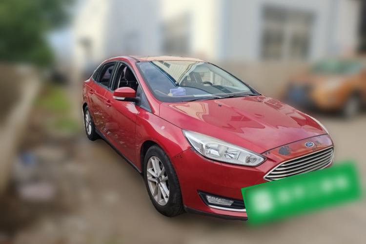 Used Ford Focus 2017 Sedan 1.6L Manual Fashion Edition Smart Drive Version Front Right 45 Deg