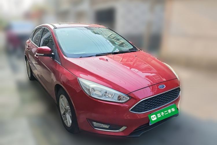 Used Ford Focus 2017 Hatchback 1.6L Automatic Fashion Edition Smart Drive Version Front Right 45 Deg