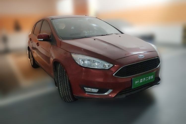 Used Ford Focus 2017 Hatchback 1.6L Automatic Fashion Edition Smart Drive Version Front Right 45 Deg