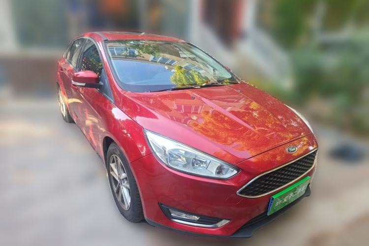 Used Ford Focus 2017 Hatchback 1.6L Automatic Fashion Edition Smart Drive Version Front Right 45 Deg