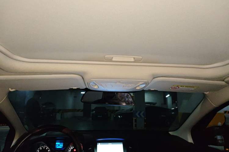 Used Ford Focus 2017 Sedan 1.6L Automatic Fashion Edition Smart Drive Version Headliner