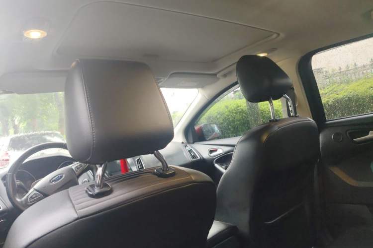 Used Ford Focus 2017 Hatchback EcoBoost 180 Automatic Sport Model Headliner