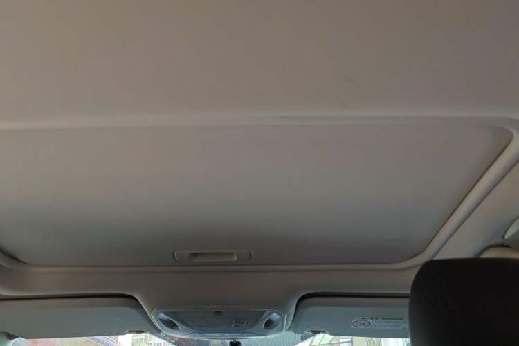 Used Ford Focus 2017 Hatchback 1.6L Automatic Fashion Edition Smart Drive Version Headliner