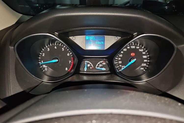 Used Ford Focus 2017 Sedan 1.6L Automatic Fashion Edition Smart Drive Version Instrument Cluster
