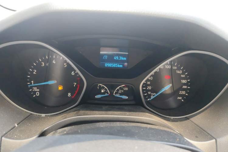 Used Ford Focus 2017 Hatchback 1.6L Manual Comfort Plus SmartDrive Edition Instrument Cluster