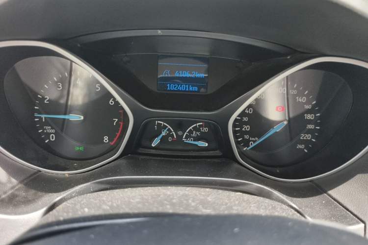 Used Ford Focus 2017 Sedan 1.6L Manual Comfort Plus SmartDrive Edition Instrument Cluster