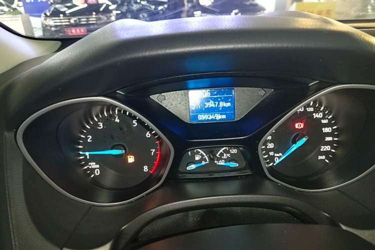Used Ford Focus 2017 Hatchback 1.6L Automatic Comfort Plus SmartDrive Edition Instrument Cluster