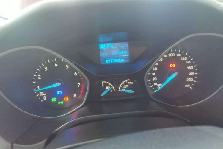 Used Ford Focus 2017 Sedan 1.6L Automatic Comfort Plus SmartDrive Edition Instrument Cluster