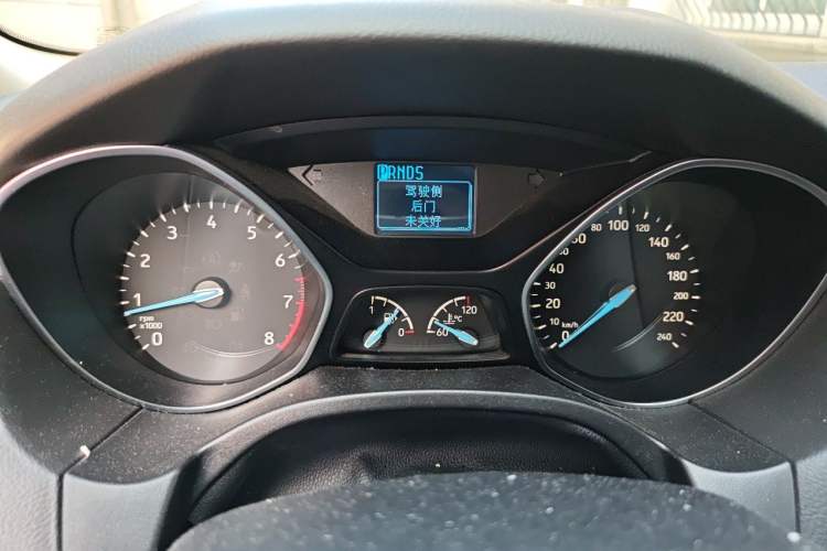 Used Ford Focus 2017 Hatchback 1.6L Automatic Fashion Edition Smart Drive Version Instrument Cluster