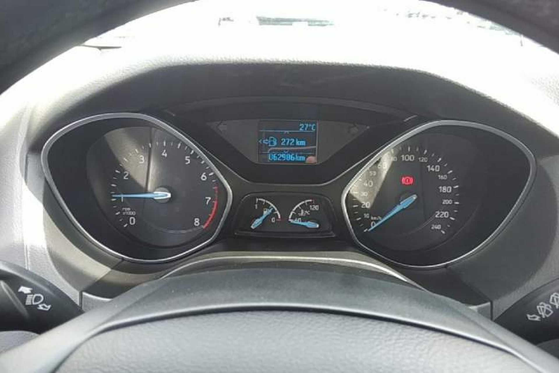 Used Ford Focus 2017 Hatchback 1.6L Manual Fashion Edition SmartDrive Version Instrument Cluster