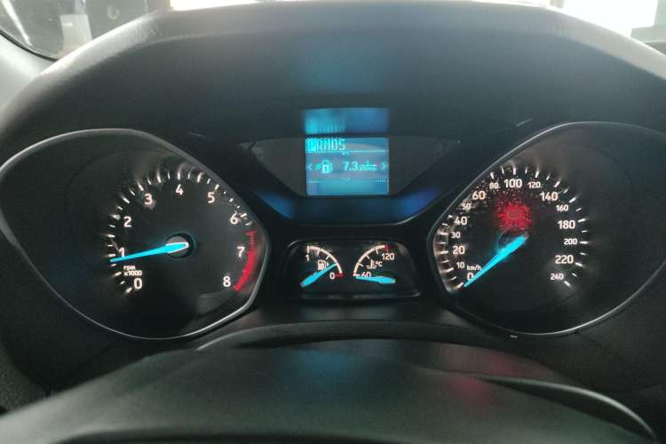 Used Ford Focus 2017 Hatchback 1.6L Automatic Fashion Edition Smart Drive Version Instrument Cluster