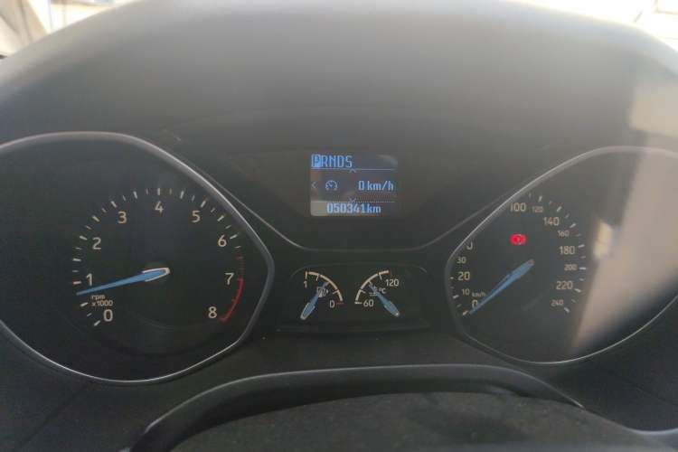 Used Ford Focus 2017 Hatchback 1.6L Automatic Fashion Edition Smart Drive Version Instrument Cluster
