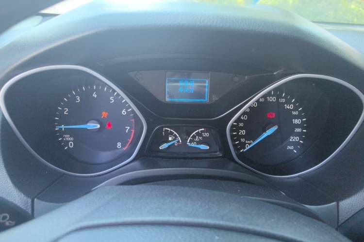 Used Ford Focus 2017 Hatchback 1.6L Manual Comfort Plus SmartDrive Edition Instrument Cluster