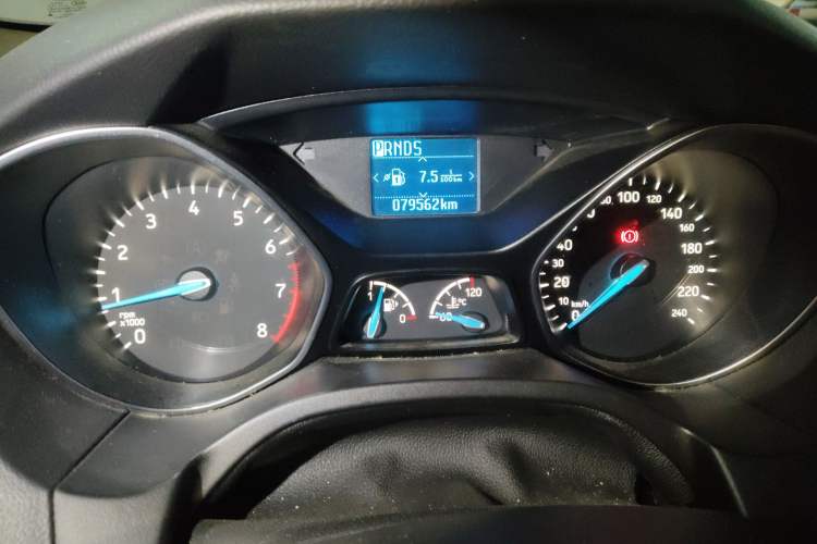 Used Ford Focus 2017 Hatchback 1.6L Automatic Fashion Edition Smart Drive Version Instrument Cluster