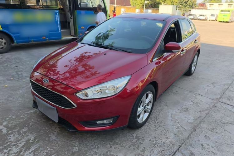 Gebrauchter Ford Focus 2017 Hatchback 1.6L Automatic Comfort Plus SmartDrive Edition Guazi used car, China used car export, Used car for sale, Used cars, Cheapest cars for sale