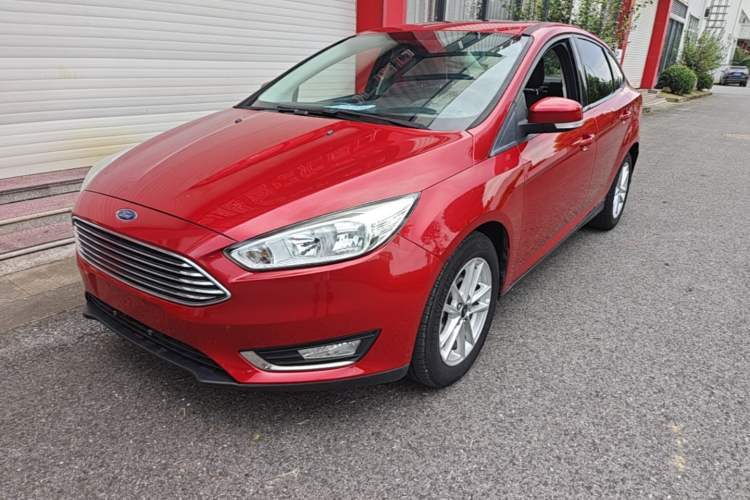 Used Ford Focus 2017 Sedan 1.6L Automatic Fashion Edition Smart Drive Version Guazi used car, China used car export, Used car for sale, Used  cars, Cheapest cars for sale