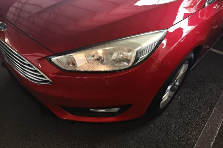 Used Ford Focus 2017 Sedan 1.6L Automatic Comfort Plus SmartDrive Edition Left Front Headlight