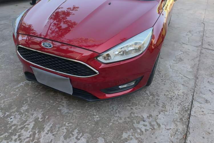 Used Ford Focus 2017 Hatchback 1.6L Automatic Comfort Plus SmartDrive Edition Left Front Headlight