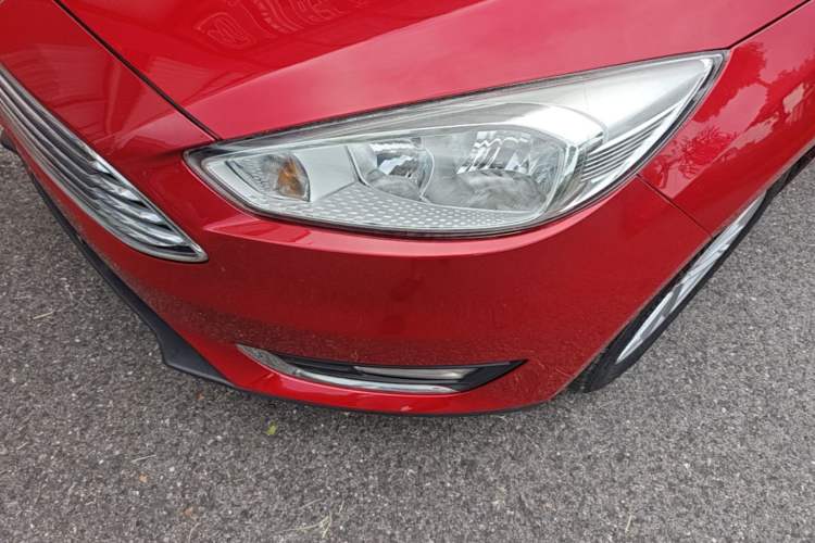 Used Ford Focus 2017 Sedan 1.6L Automatic Fashion Edition Smart Drive Version Left Front Headlight