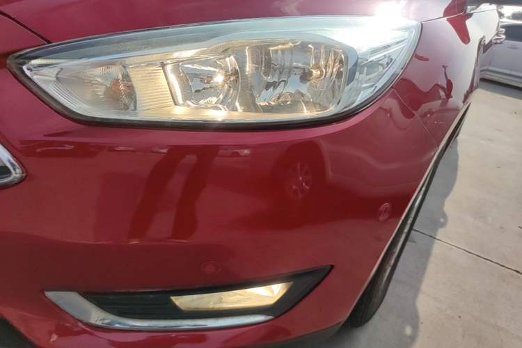 Used Ford Focus 2017 Sedan EcoBoost 180 Automatic Flagship Model Left Front Headlight