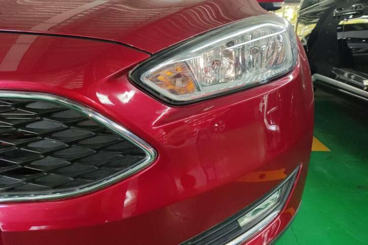 Used Ford Focus 2017 Hatchback 1.6L Automatic Fashion Edition Smart Drive Version Left Front Headlight