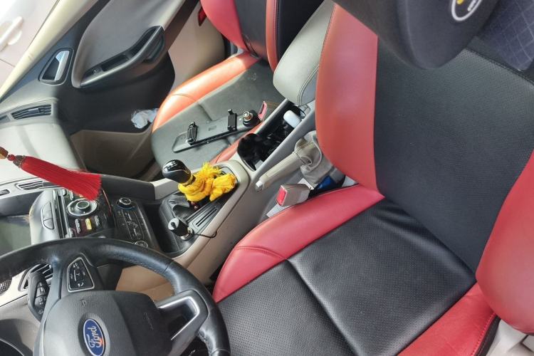 Used Ford Focus 2017 Sedan 1.6L Manual Comfort Plus SmartDrive Edition Left Front Seat