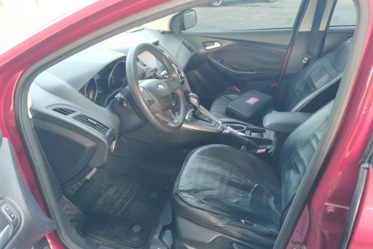 Used Ford Focus 2017 Hatchback 1.6L Automatic Comfort Plus SmartDrive Edition Left Front Seat