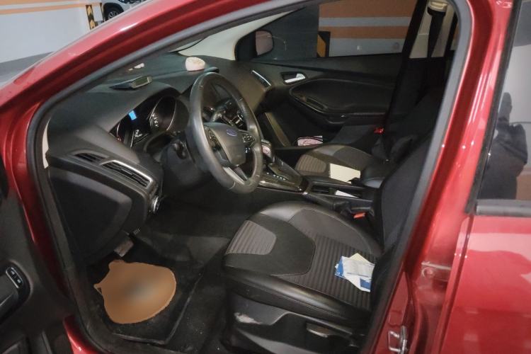 Used Ford Focus 2017 Hatchback 1.6L Automatic Fashion Edition Smart Drive Version Left Front Seat