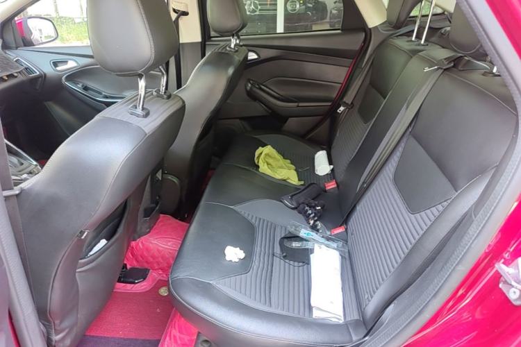 Used Ford Focus 2017 Sedan 1.6L Automatic Fashion Edition Smart Drive Version Left Rear Seat