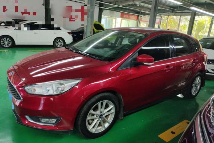 Used Ford Focus 2017 Hatchback 1.6L Automatic Fashion Edition Smart Drive Version Left Side