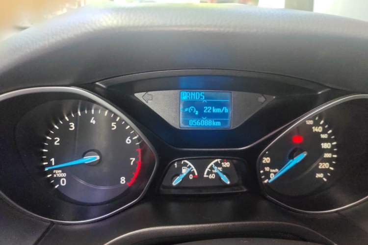 Used Ford Focus 2017 Sedan 1.6L Automatic Fashion Edition Smart Drive Version Odometer Close Up