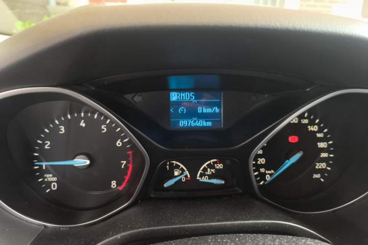 Used Ford Focus 2017 Sedan 1.6L Automatic Fashion Edition Smart Drive Version Odometer Close Up
