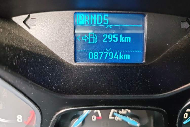 Used Ford Focus 2017 Hatchback 1.6L Automatic Fashion Edition Smart Drive Version Odometer Close Up