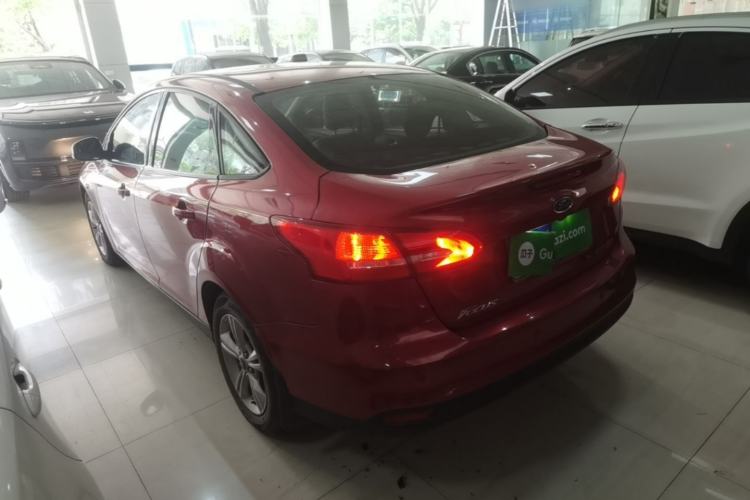 Used Ford Focus 2017 Sedan 1.6L Automatic Comfort Plus SmartDrive Edition Rear Left 45 Deg