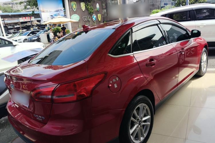 Used Ford Focus 2017 Sedan EcoBoost 180 Automatic Elite Model Rear Right 45 Deg