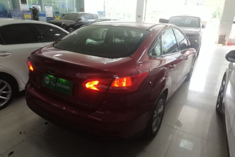Used Ford Focus 2017 Sedan 1.6L Automatic Comfort Plus SmartDrive Edition Rear Right 45 Deg