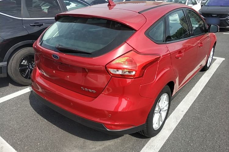 Used Ford Focus 2017 Hatchback 1.6L Manual Fashion Edition SmartDrive Version Rear Right 45 Deg