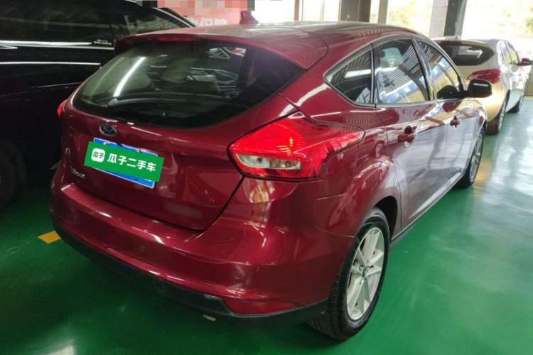Used Ford Focus 2017 Hatchback 1.6L Automatic Fashion Edition Smart Drive Version Rear Right 45 Deg
