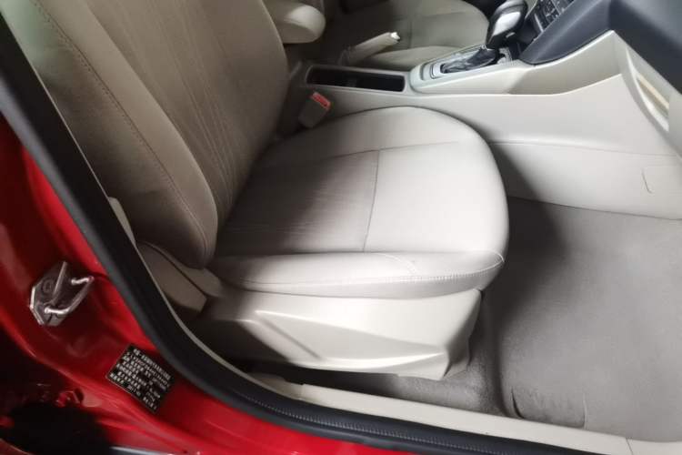 Used Ford Focus 2017 Sedan 1.6L Automatic Comfort Plus SmartDrive Edition Right Front Seat