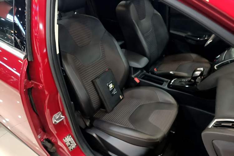 Used Ford Focus 2017 Hatchback EcoBoost 180 Automatic Elite Model Right Front Seat