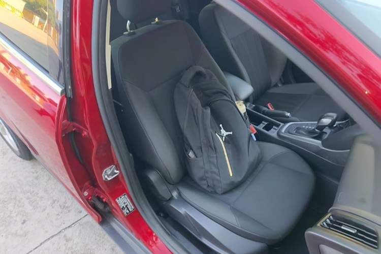 Used Ford Focus 2017 Hatchback 1.6L Automatic Comfort Plus SmartDrive Edition Right Front Seat
