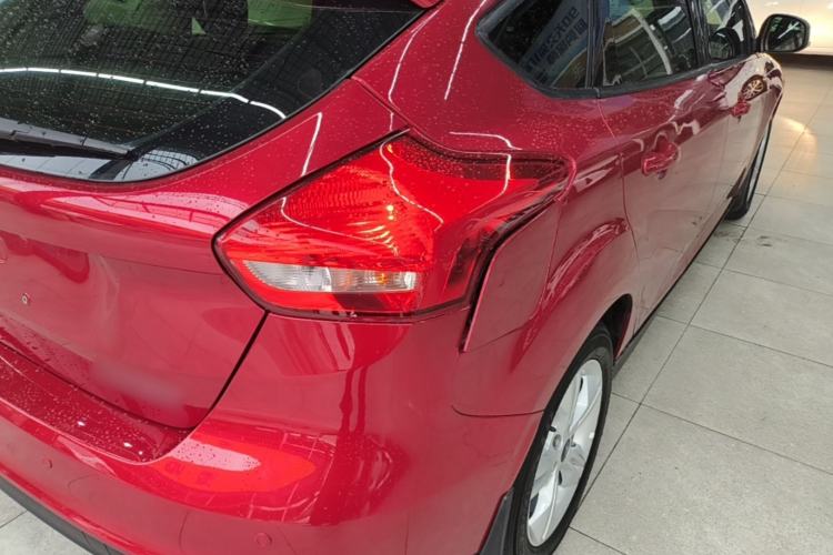 Used Ford Focus 2017 Hatchback 1.6L Manual Comfort Plus SmartDrive Edition Right Rear Taillight