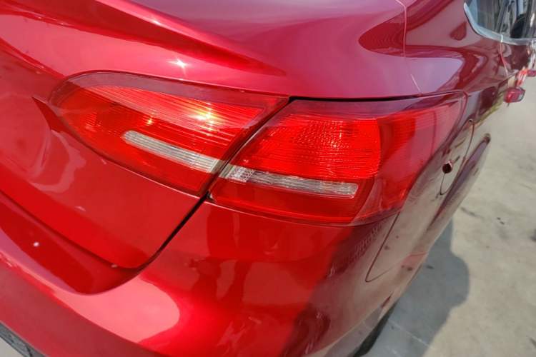 Used Ford Focus 2017 Sedan EcoBoost 180 Automatic Flagship Model Right Rear Taillight