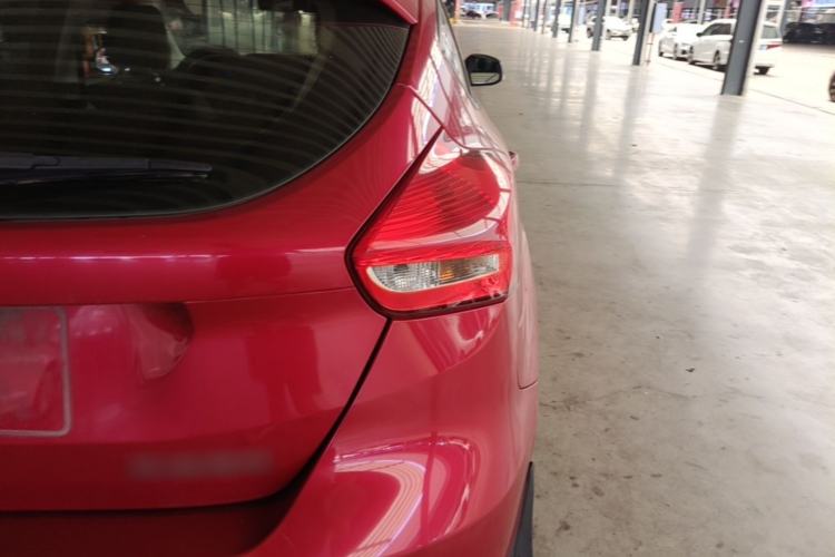 Used Ford Focus 2017 Hatchback 1.6L Automatic Comfort Plus SmartDrive Edition Right Rear Taillight