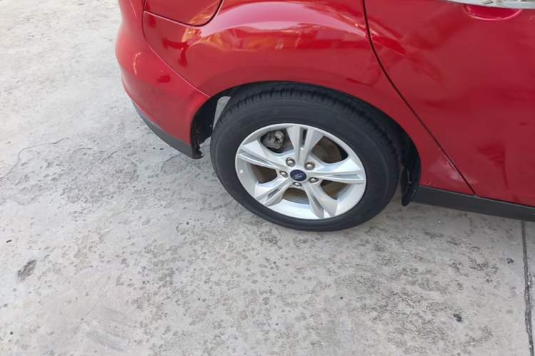Used Ford Focus 2017 Hatchback 1.6L Automatic Comfort Plus SmartDrive Edition Right Rear Wheel Hub