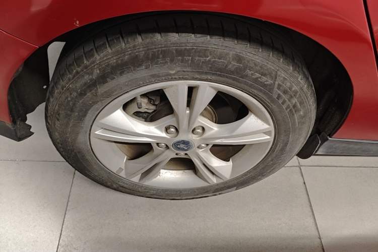 Used Ford Focus 2017 Hatchback 1.6L Automatic Comfort Plus SmartDrive Edition Right Rear Wheel Hub