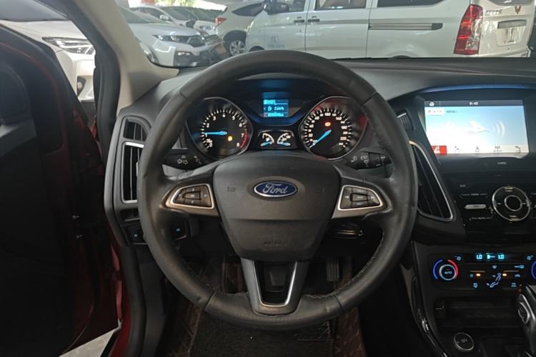 Used Ford Focus 2017 Sedan 1.6L Automatic Fashion Edition Smart Drive Version Steering Wheel