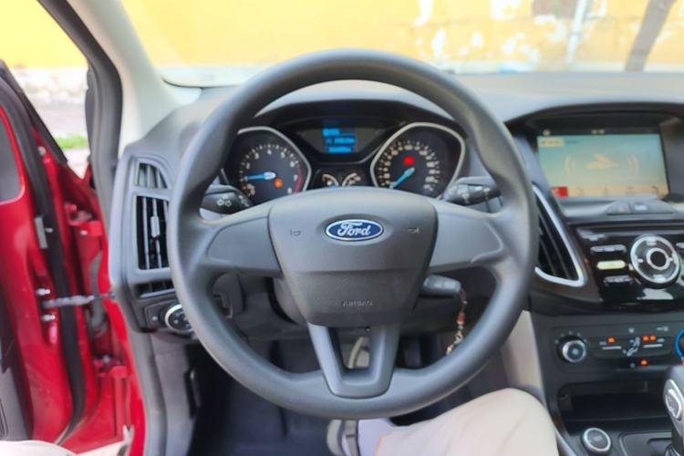 Used Ford Focus 2017 Hatchback 1.6L Automatic Comfort Plus SmartDrive Edition Steering Wheel