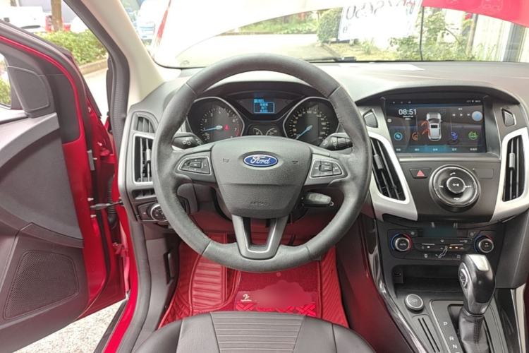 Used Ford Focus 2017 Sedan 1.6L Automatic Fashion Edition Smart Drive Version Steering Wheel